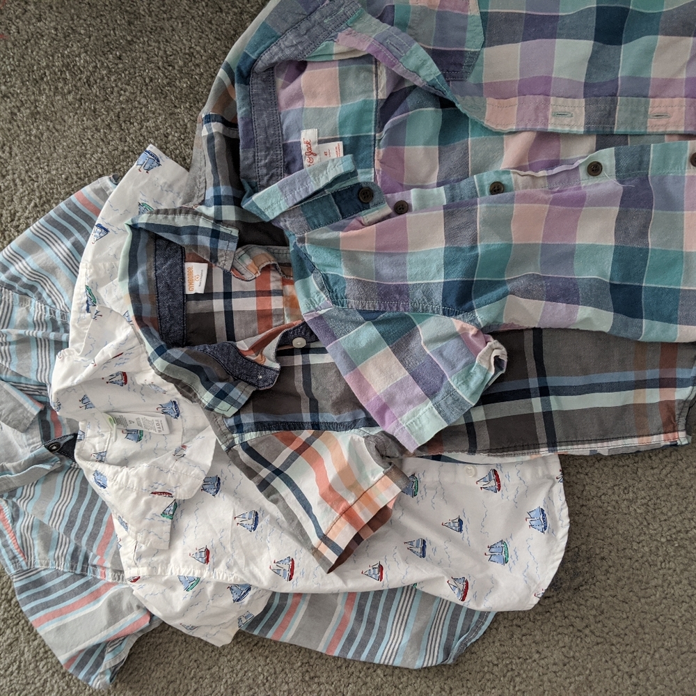 Bundle of boys 4T short sleeve shirts